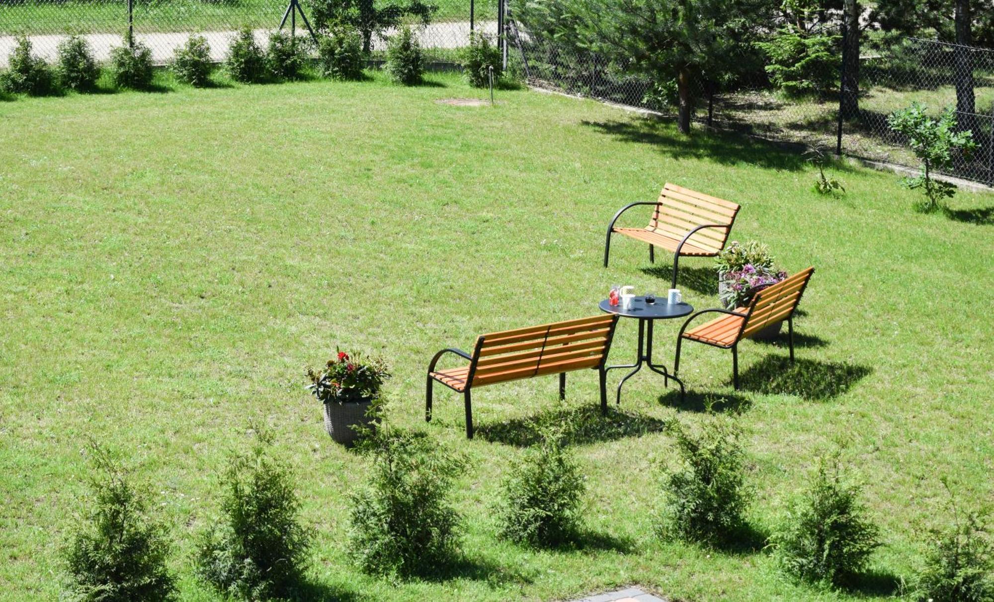 Megan Apartment Лубятово Екстериор снимка