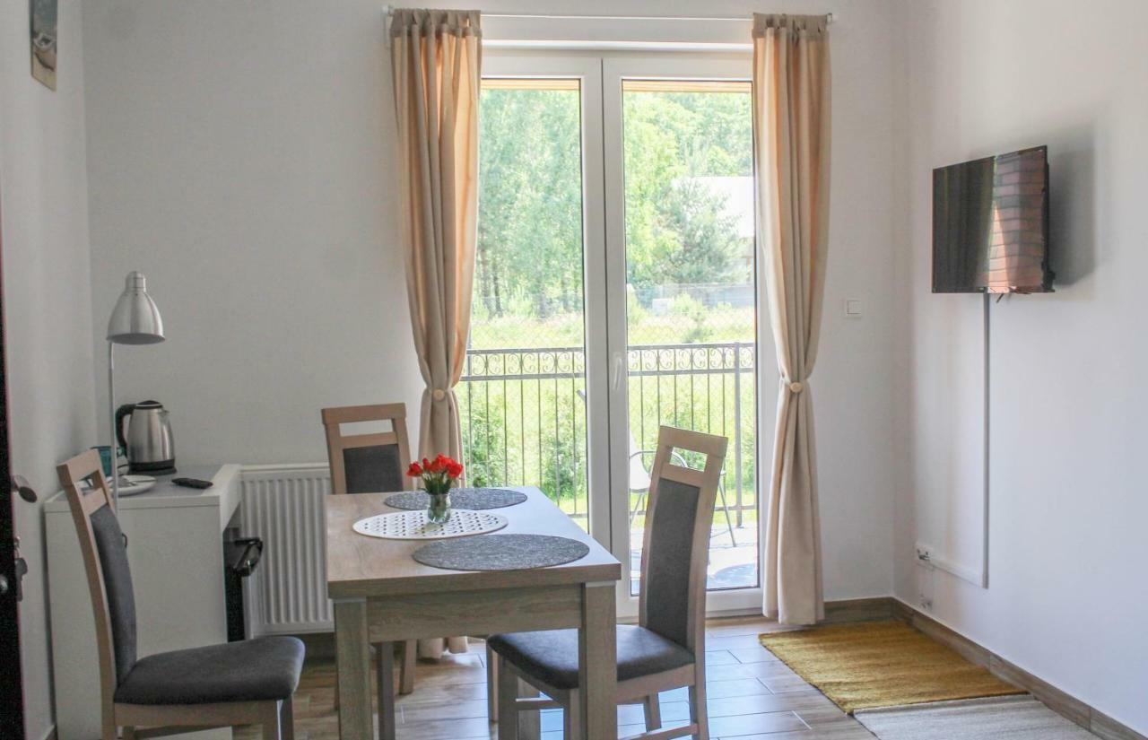 Megan Apartment Лубятово Екстериор снимка
