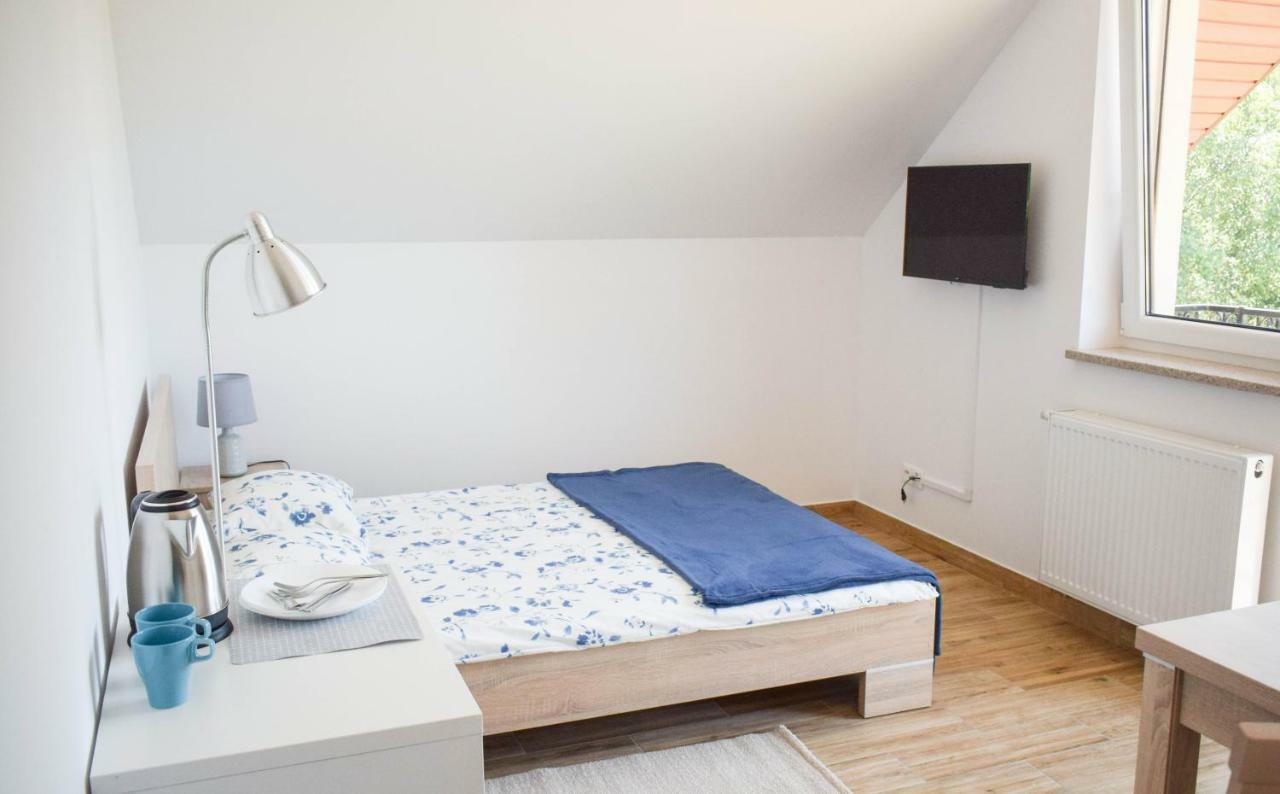 Megan Apartment Лубятово Екстериор снимка