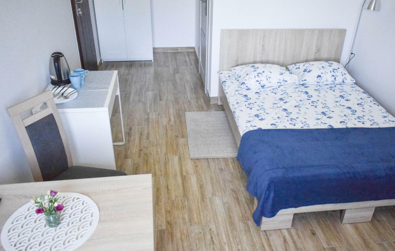 Megan Apartment Лубятово Екстериор снимка