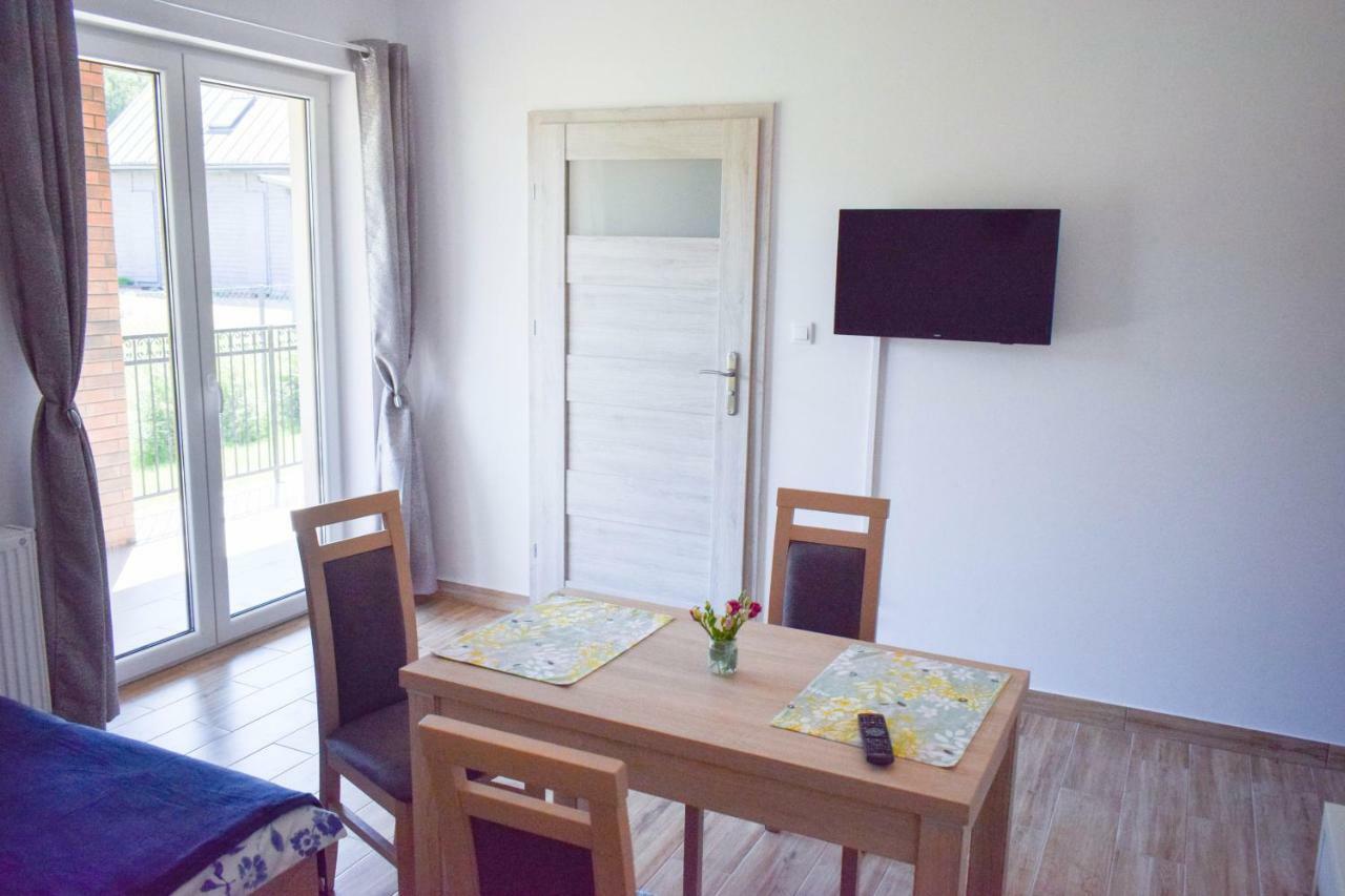 Megan Apartment Лубятово Екстериор снимка